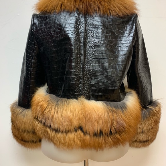 “THE JADE CROC” - Picture 3 of 3